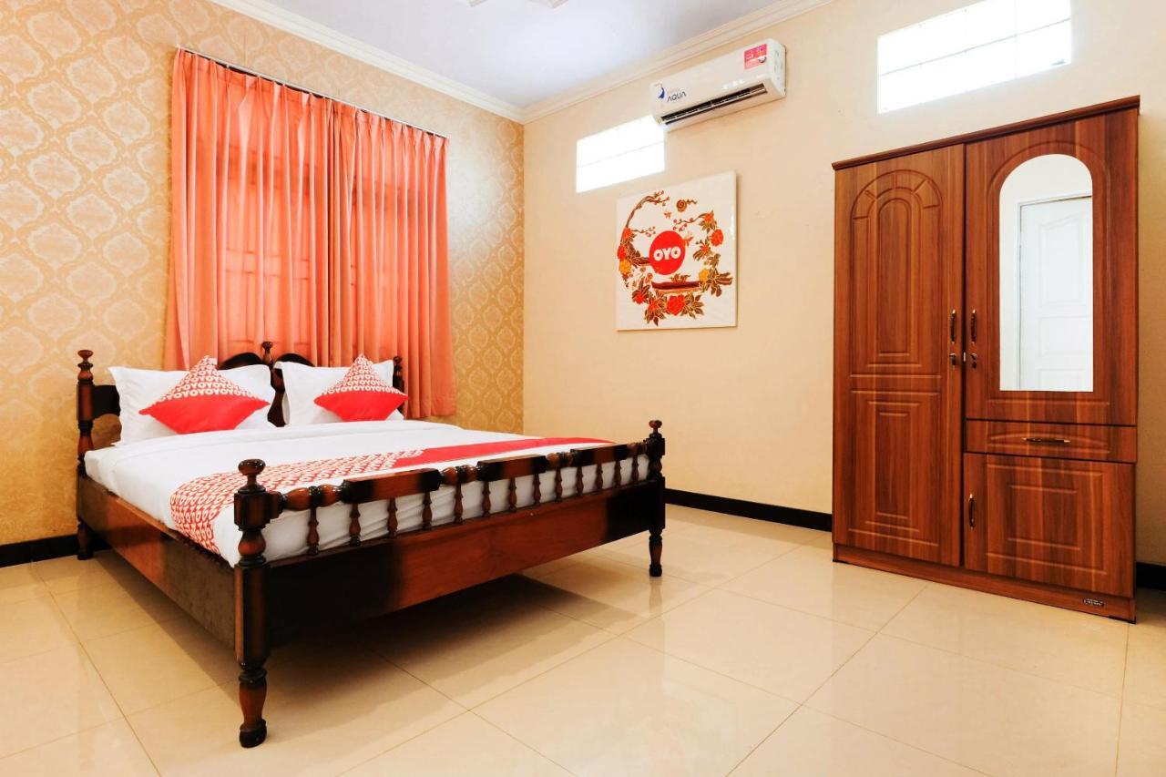 Oyo 338 Guest House Omah Manahan Syariah Solo Zewnętrze zdjęcie