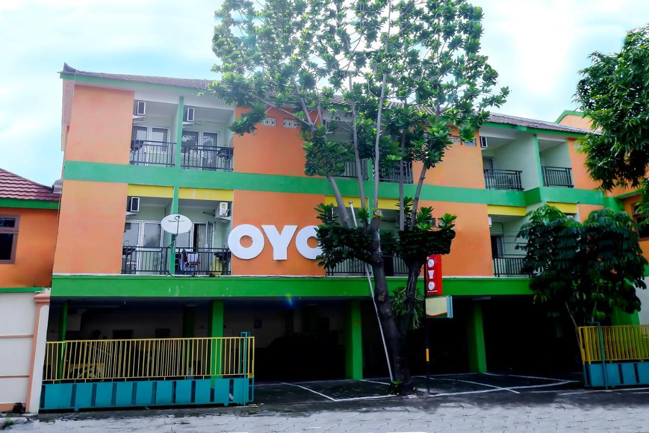 Oyo 338 Guest House Omah Manahan Syariah Solo Zewnętrze zdjęcie